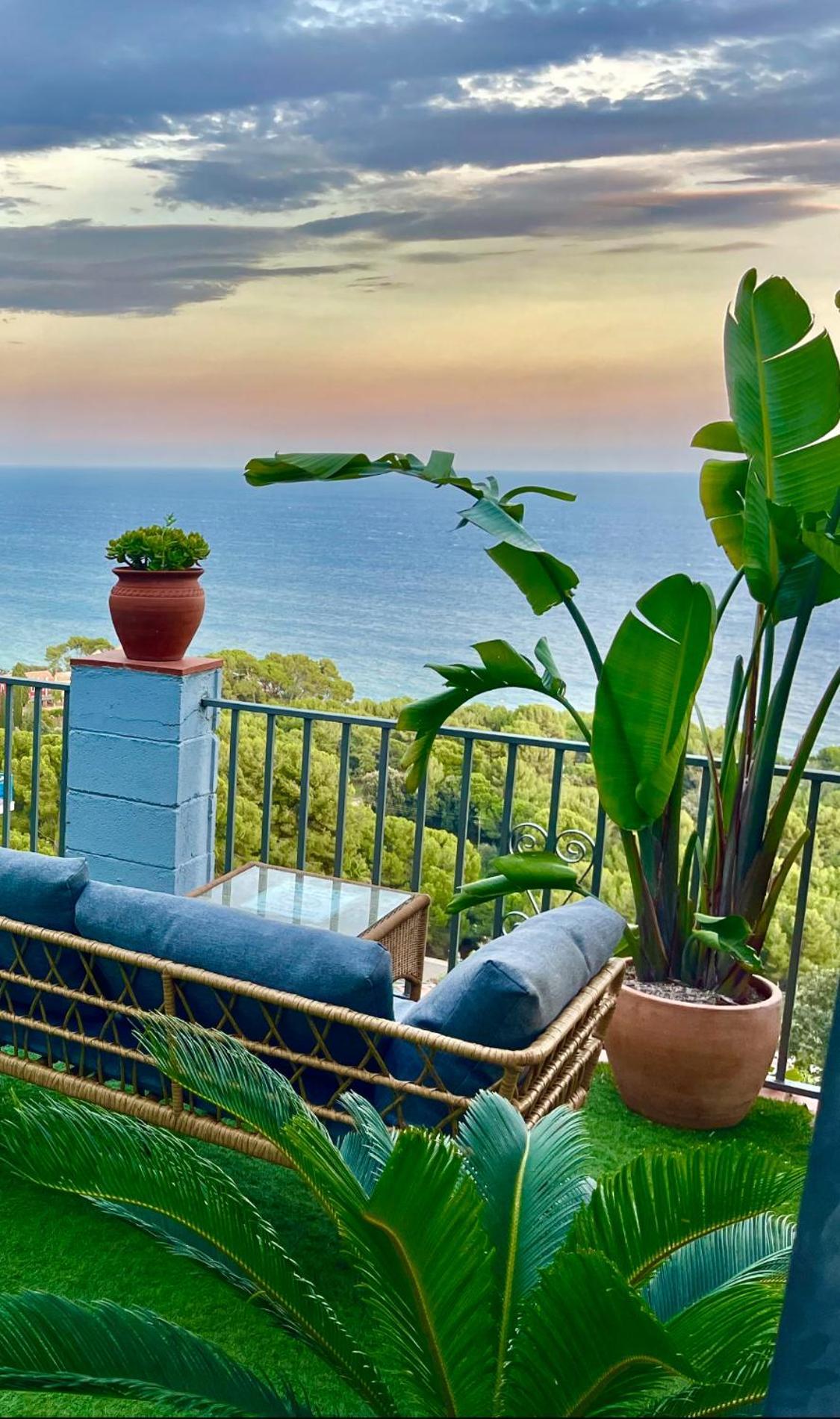 Seahomes Vacations, La Casa Blue Mediterranean Lifestyle Blanes Exterior photo