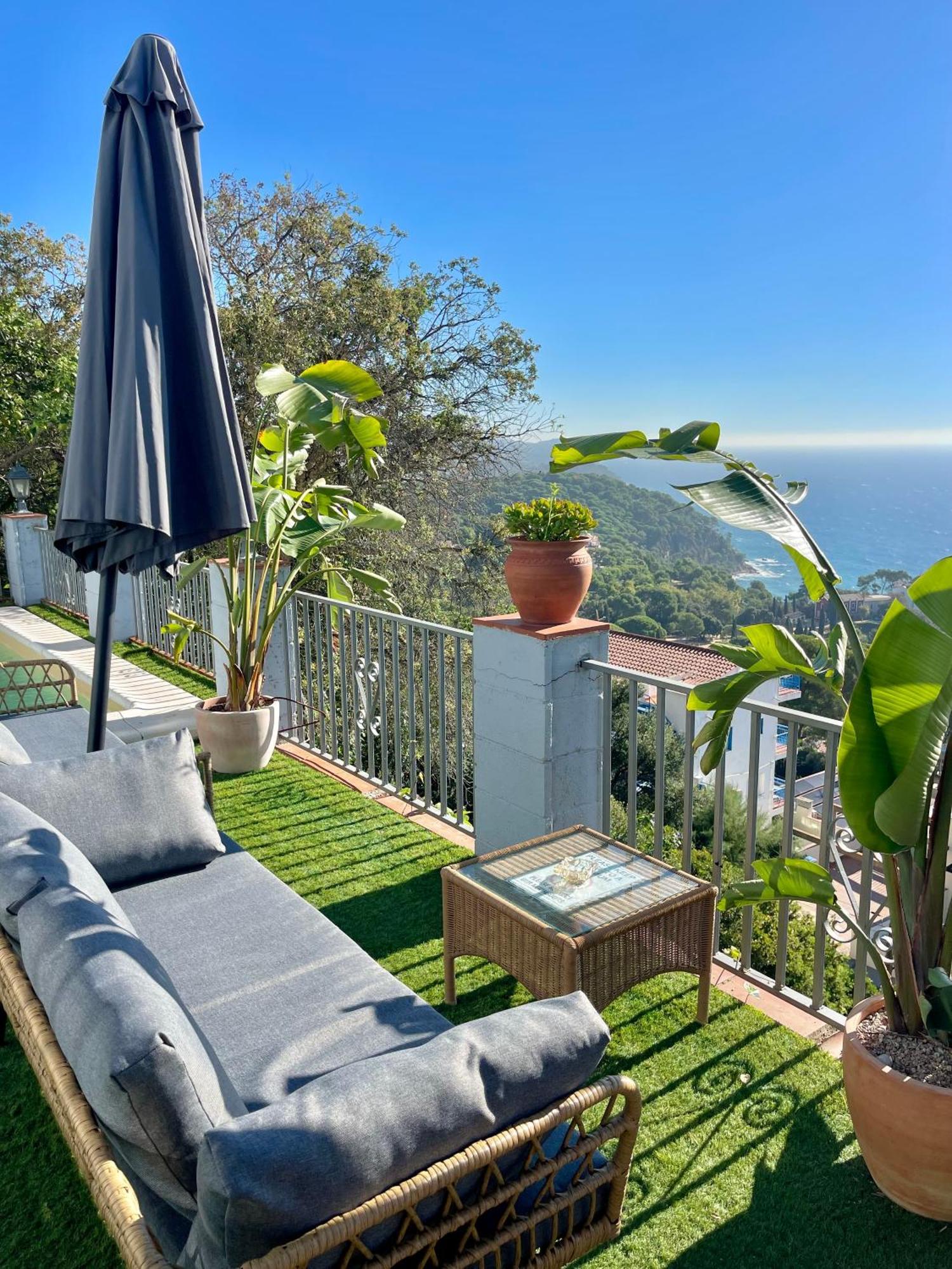 Seahomes Vacations, La Casa Blue Mediterranean Lifestyle Blanes Exterior photo